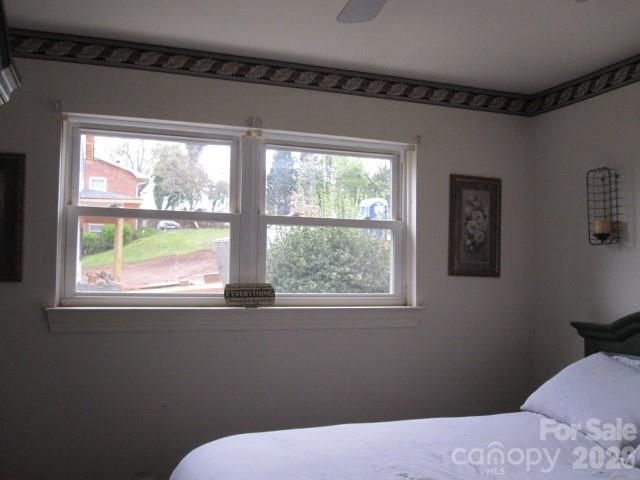 1836 31st Street NE, Hickory, NC 28601