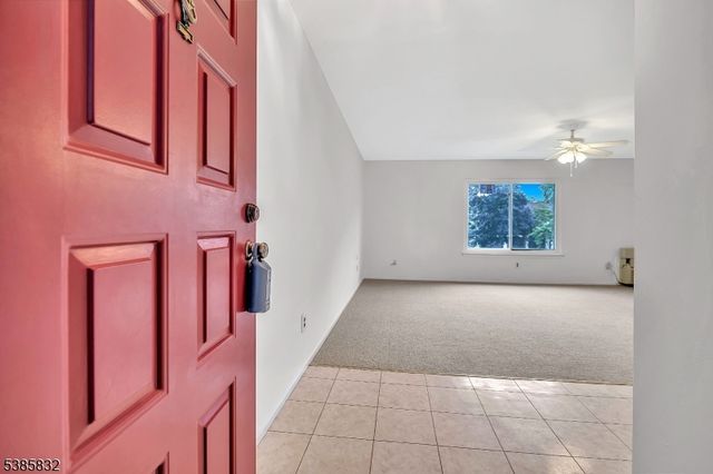 112 Aimwick Ct, Franklin Twp., NJ 08873