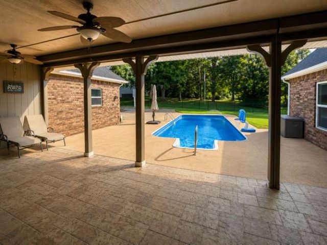 529 Rockwood Drive, Kiefer, OK 74041