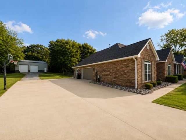 529 Rockwood Drive, Kiefer, OK 74041