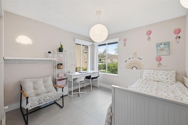 1166 SW 158th Way 4-6, Pembroke Pines, FL 33027