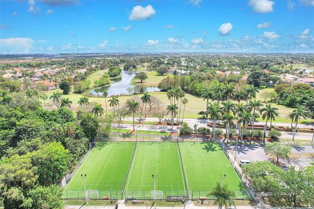1166 SW 158th Way 4-6, Pembroke Pines, FL 33027