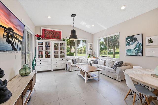 1166 SW 158th Way 4-6, Pembroke Pines, FL 33027