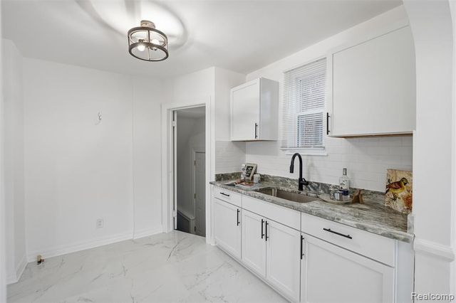 5991 Bishop Street, Detroit, MI 48224