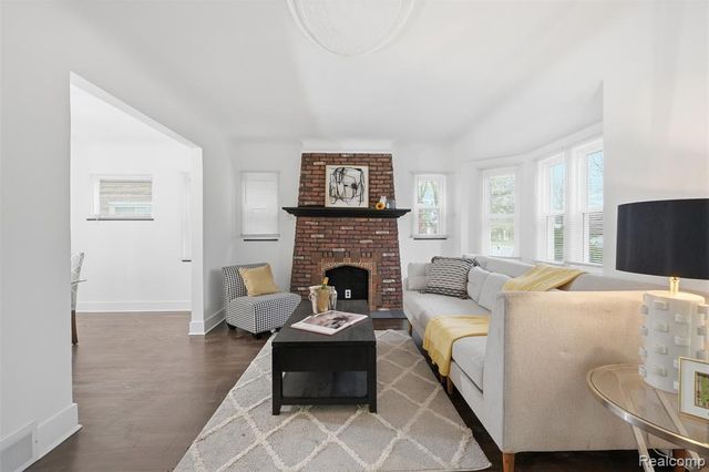 5991 Bishop Street, Detroit, MI 48224