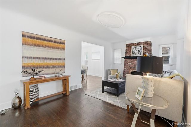 5991 Bishop Street, Detroit, MI 48224