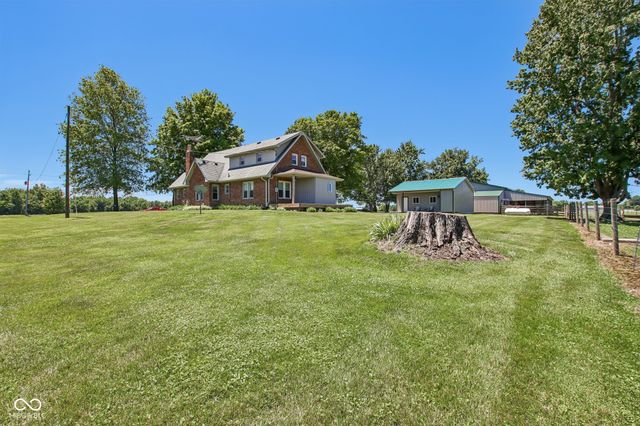 4339 E Us Highway 40, Brazil, IN 47834