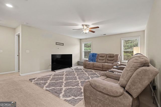 88 Royalty Lane, Hiram, GA 30141
