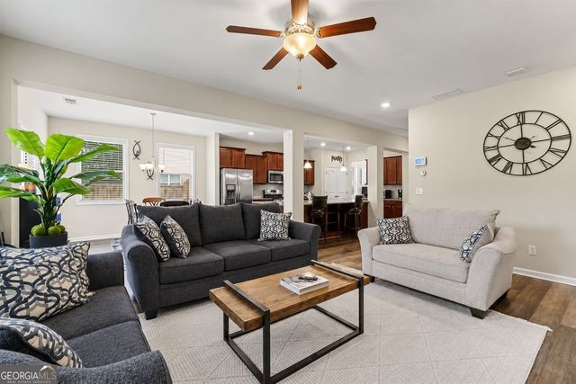 88 Royalty Lane, Hiram, GA 30141