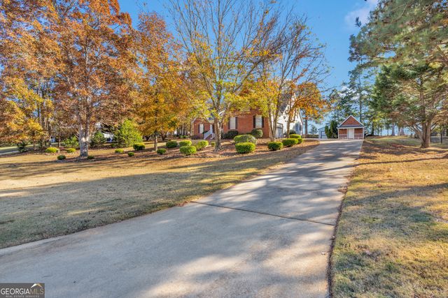 523 Barhams Ridge Drive, Mcdonough, GA 30252