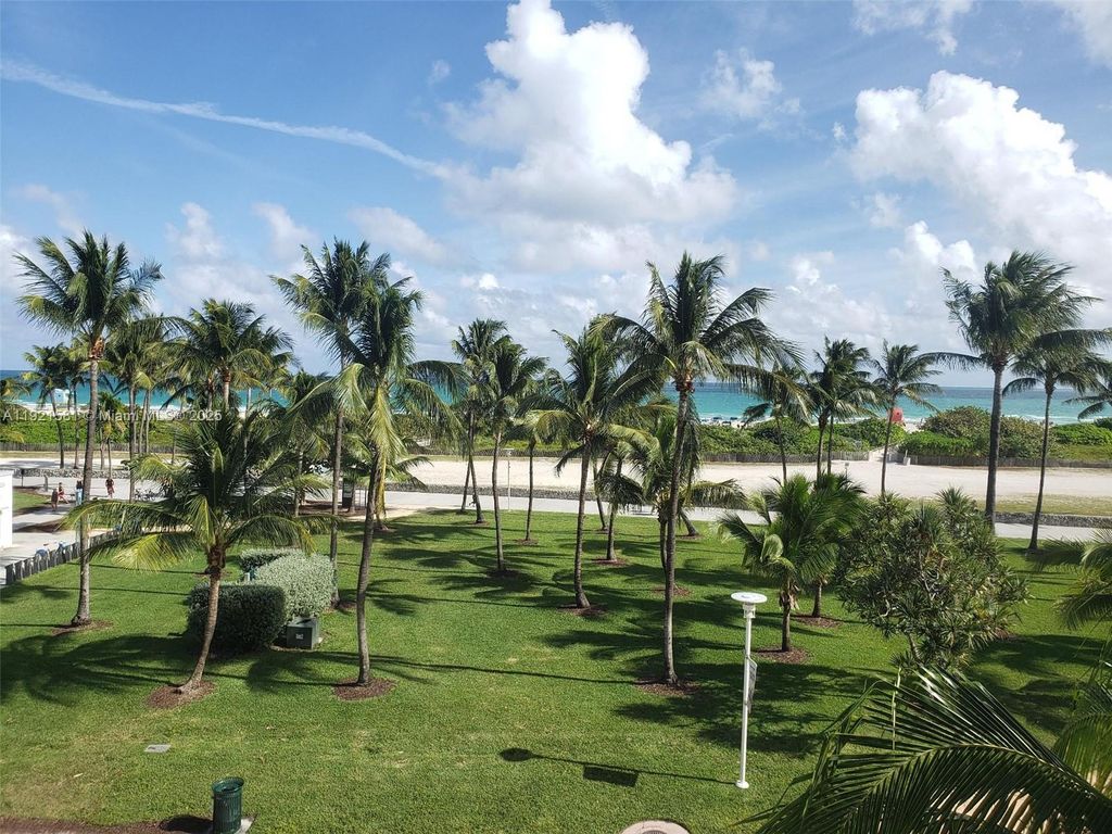 1390 Ocean Dr 407, Miami Beach, FL 33139