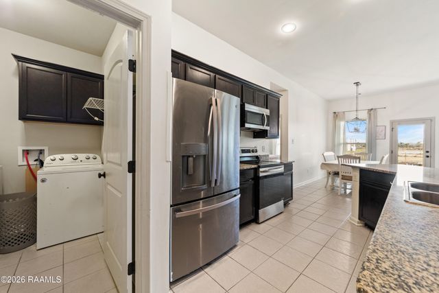 108 Hunters Hill Drive, Duson, LA 70529