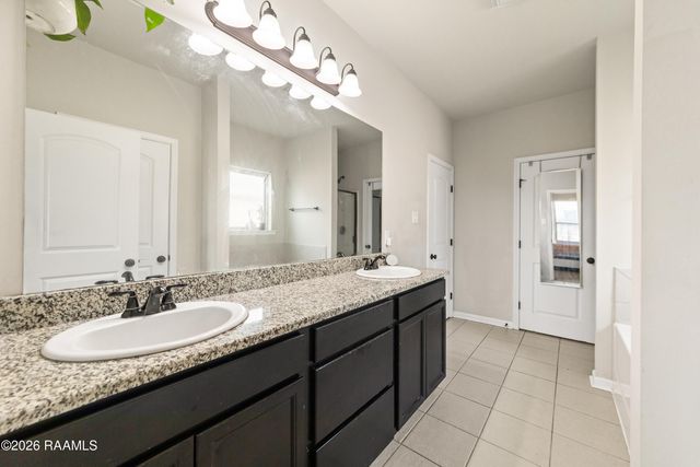 108 Hunters Hill Drive, Duson, LA 70529