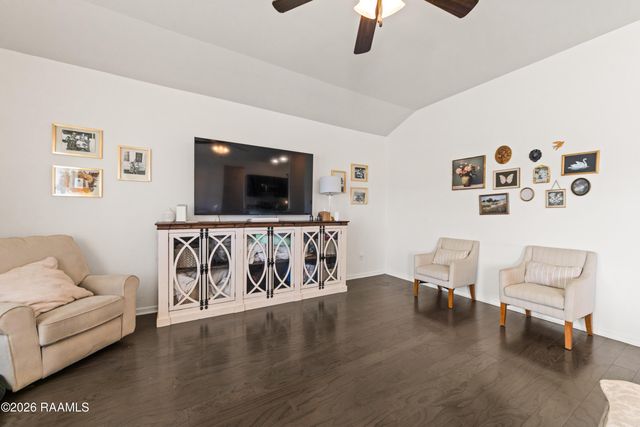 108 Hunters Hill Drive, Duson, LA 70529