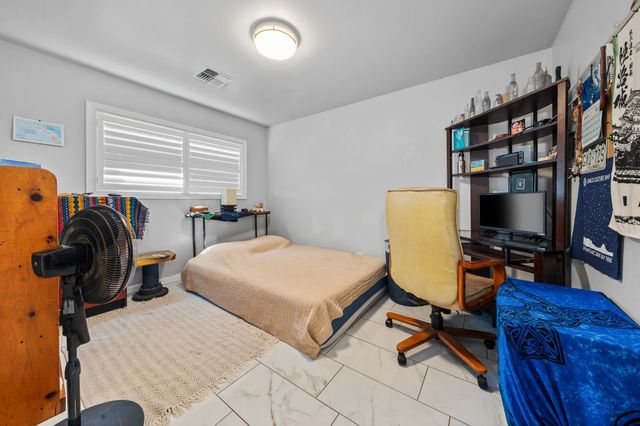 190 Eleu Pl, Kihei, HI 96753