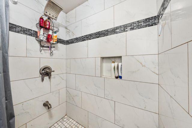 190 Eleu Pl, Kihei, HI 96753