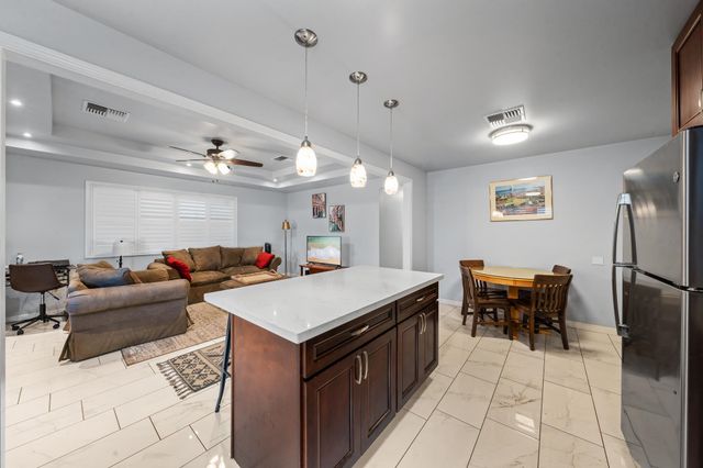 190 Eleu Pl, Kihei, HI 96753