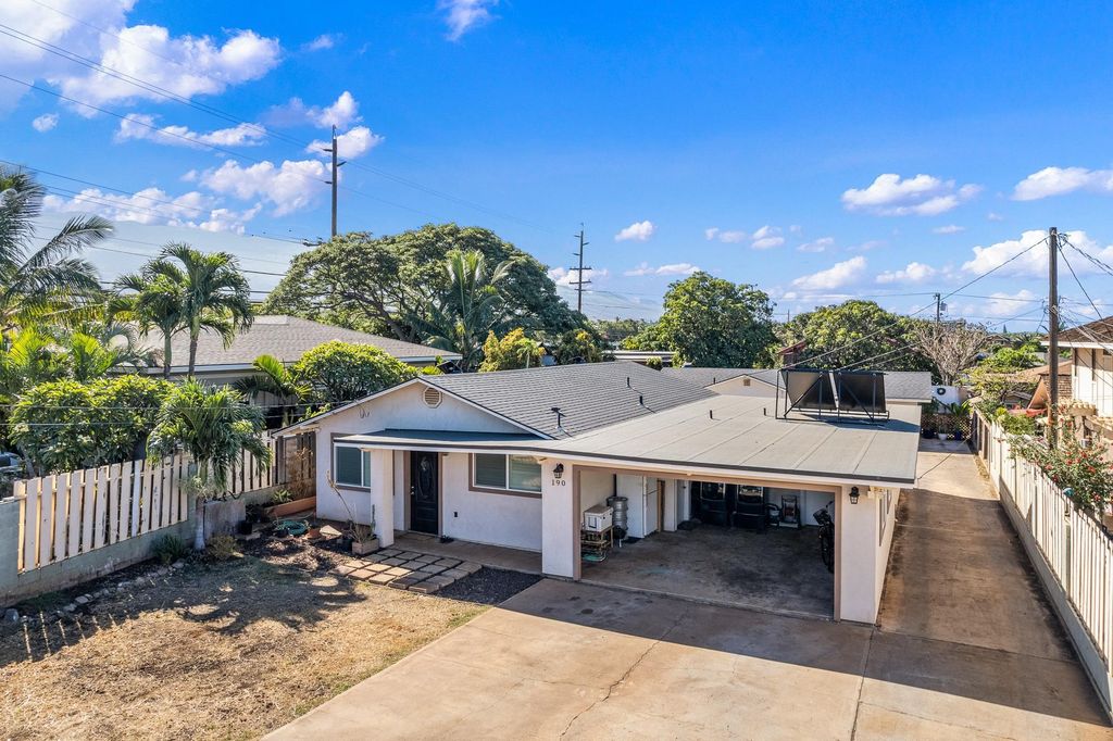 190 Eleu Pl, Kihei, HI 96753