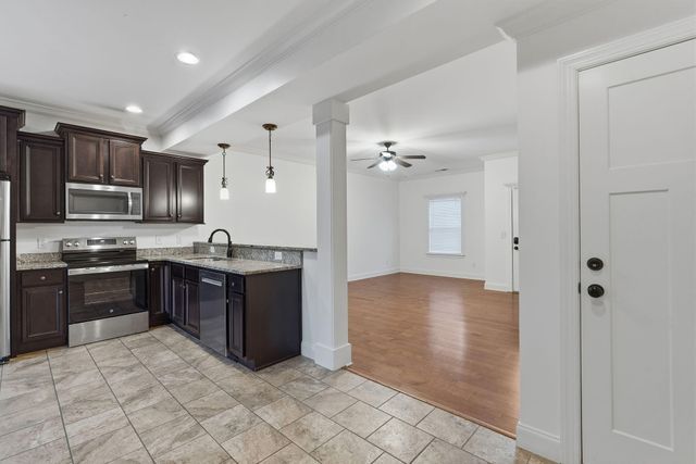 1348 Weeks Drive NE, Cleveland, TN 37312