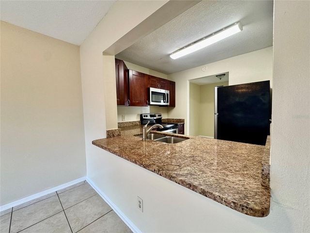 1428 HIGHLAND RIDGE CIRCLE, Brandon, FL 33510