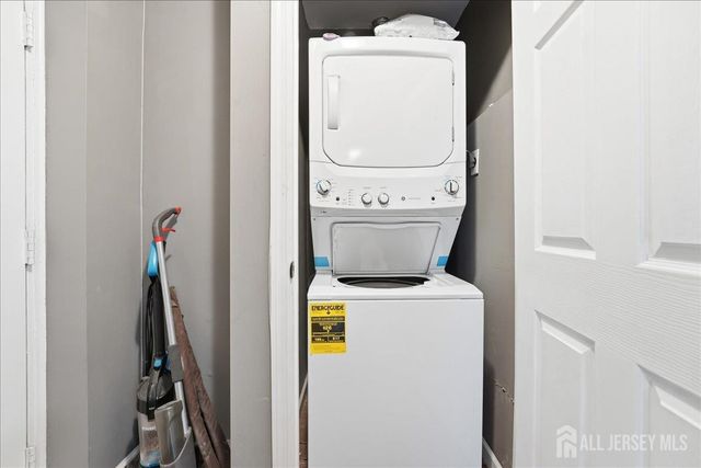 434 Lawrence Street 18, Perth Amboy, NJ 08861