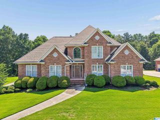 6709 CLEAR CREEK CIRCLE, Trussville, AL 35173