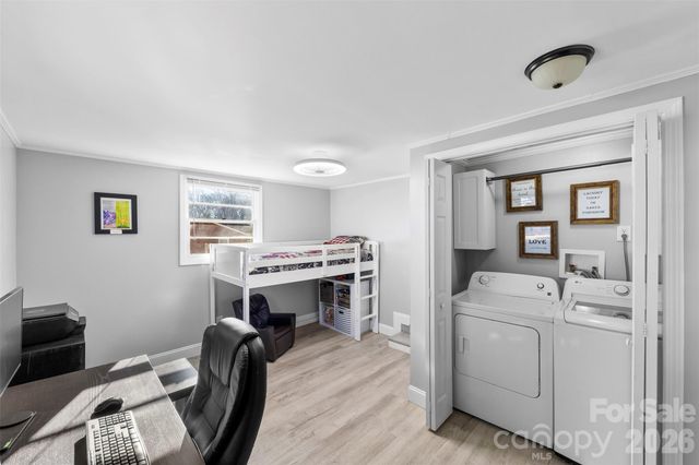 652 Dallas Spencer Mountain Road, Dallas, NC 28034