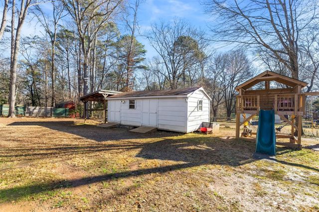 652 Dallas Spencer Mountain Road, Dallas, NC 28034