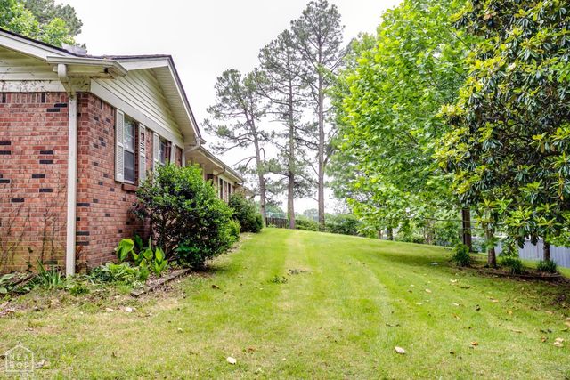 312 N East Street, Harrisburg, AR 72432