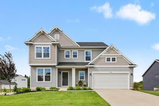 5900 Crossmoor Street SE, Caledonia, MI 49316
