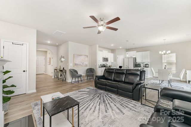 4037 Stoneygreen Lane 63, Charlotte, NC 28215