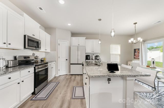 4037 Stoneygreen Lane 63, Charlotte, NC 28215