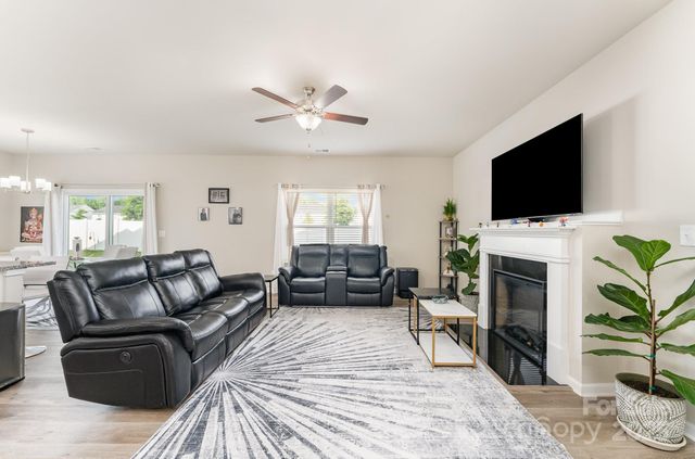4037 Stoneygreen Lane 63, Charlotte, NC 28215