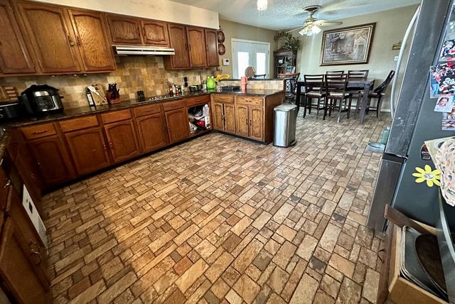 4003 Compton Dr, Midland, TX 79707