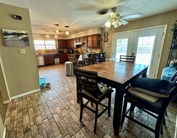 4003 Compton Dr, Midland, TX 79707
