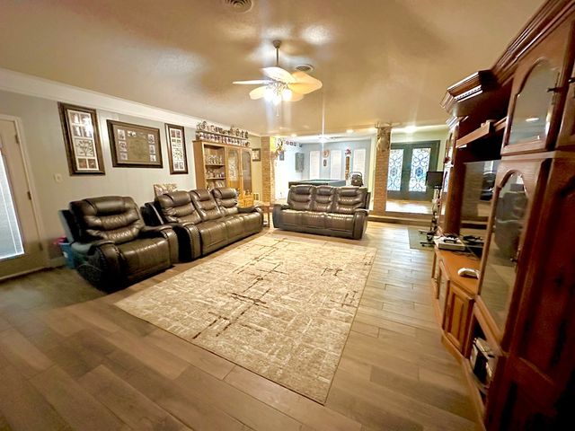 4003 Compton Dr, Midland, TX 79707