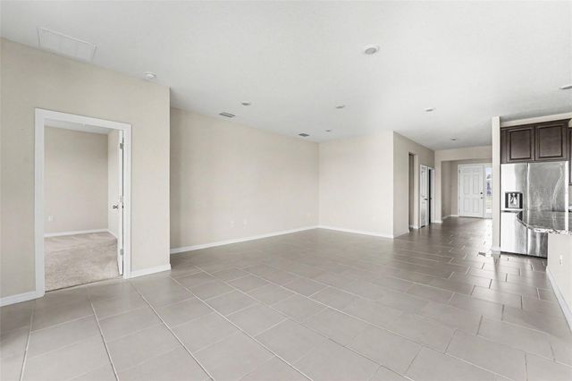 32003 CONCHSHELL SAIL STREET, Wesley Chapel, FL 33545