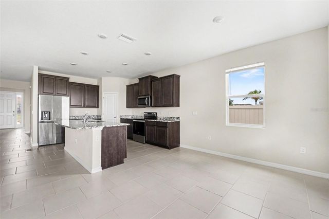 32003 CONCHSHELL SAIL STREET, Wesley Chapel, FL 33545