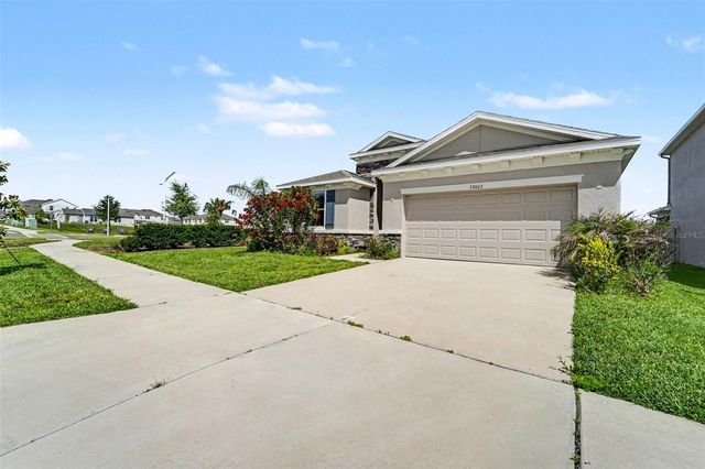 32003 CONCHSHELL SAIL STREET, Wesley Chapel, FL 33545