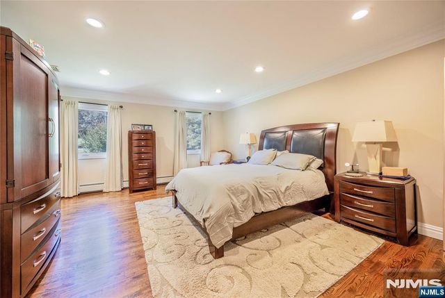 34 Carlough Road, Upper Saddle River, NJ 07458