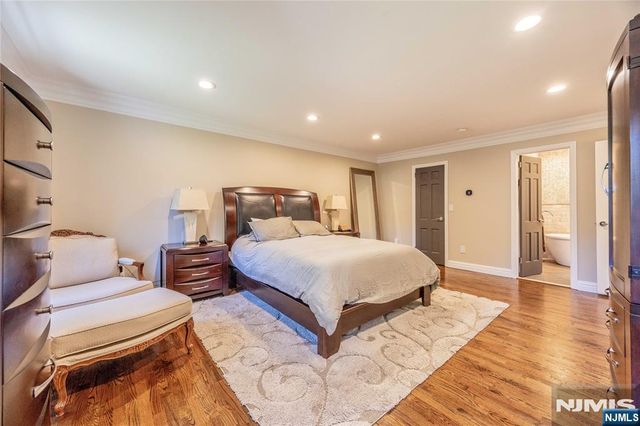 34 Carlough Road, Upper Saddle River, NJ 07458
