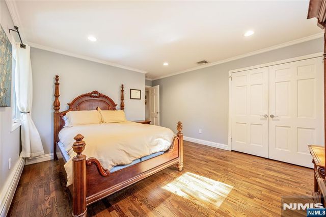 34 Carlough Road, Upper Saddle River, NJ 07458