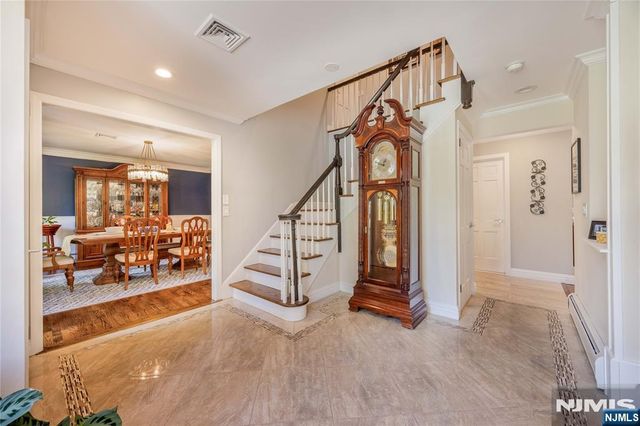 34 Carlough Road, Upper Saddle River, NJ 07458