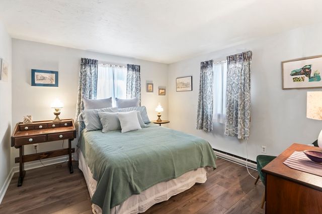 90 Schoolhouse Road 14, Edgartown, MA 02539