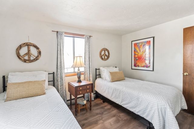 90 Schoolhouse Road 14, Edgartown, MA 02539