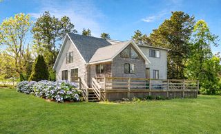 90 Schoolhouse Road 14, Edgartown, MA 02539