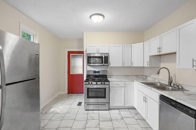 3522 14th Avenue S, Minneapolis, MN 55407