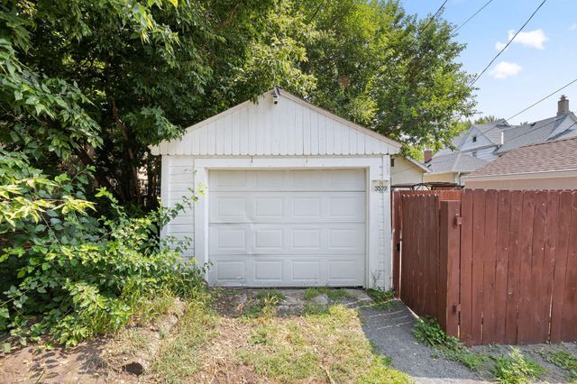 3522 14th Avenue S, Minneapolis, MN 55407
