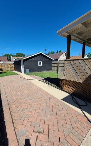 1428 Shirley Drive, Calumet City, IL 60409