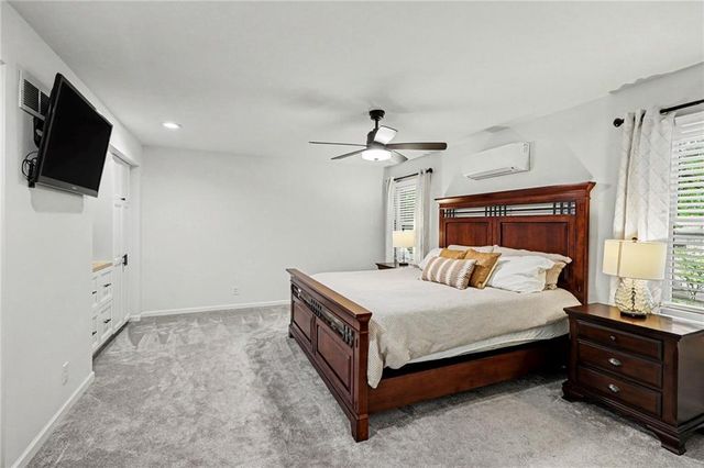 8004 WESTGATE Drive, Lenexa, KS 66215